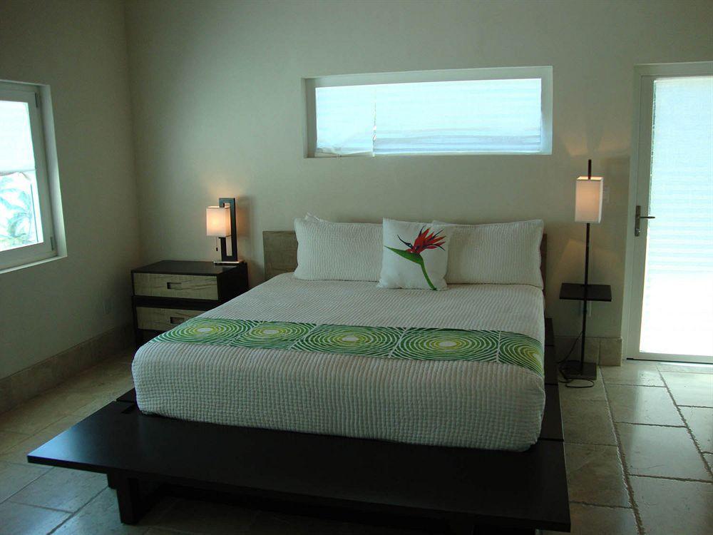 Sky Beach Club โกเวอร์เนอร์สฮาร์เบอร์ ภายนอก รูปภาพ
